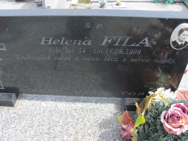 Grób Helena Fila